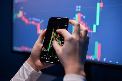 How Staking Can Generate Income in Crypto